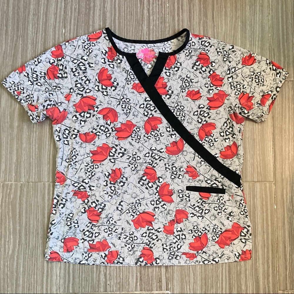 XL I ❤️ Scrubs Scrub Top — stylish and pretty 🌹